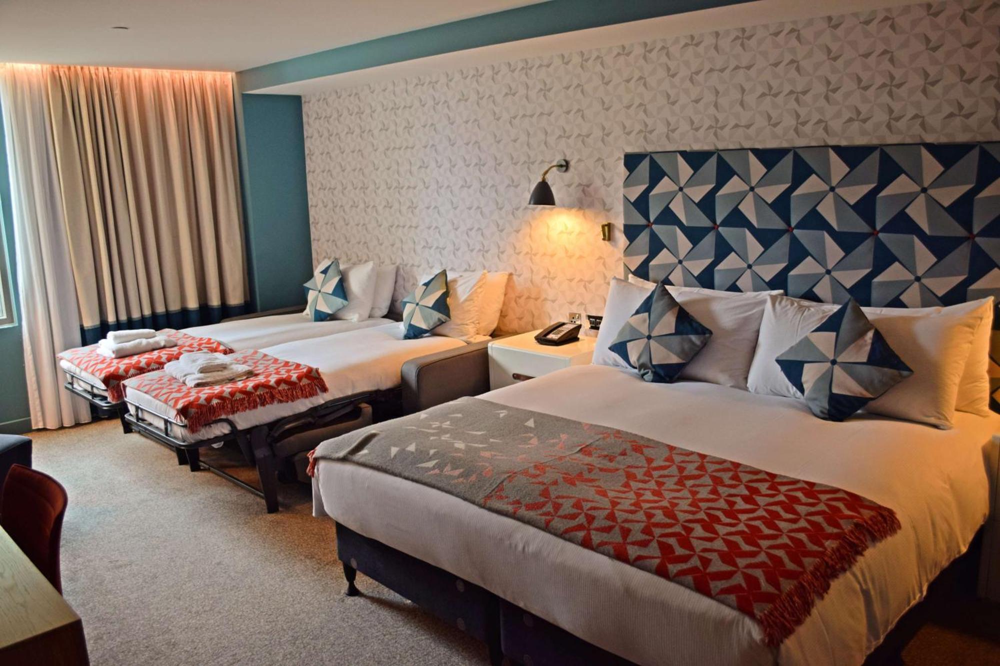 מלון Hilton בורנמות' מראה חיצוני תמונה