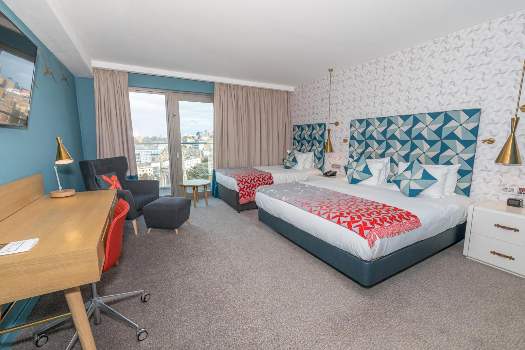 מלון Hilton בורנמות' מראה חיצוני תמונה